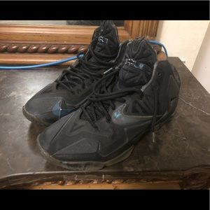 LeBron 11 Black/Anthracite sneakers